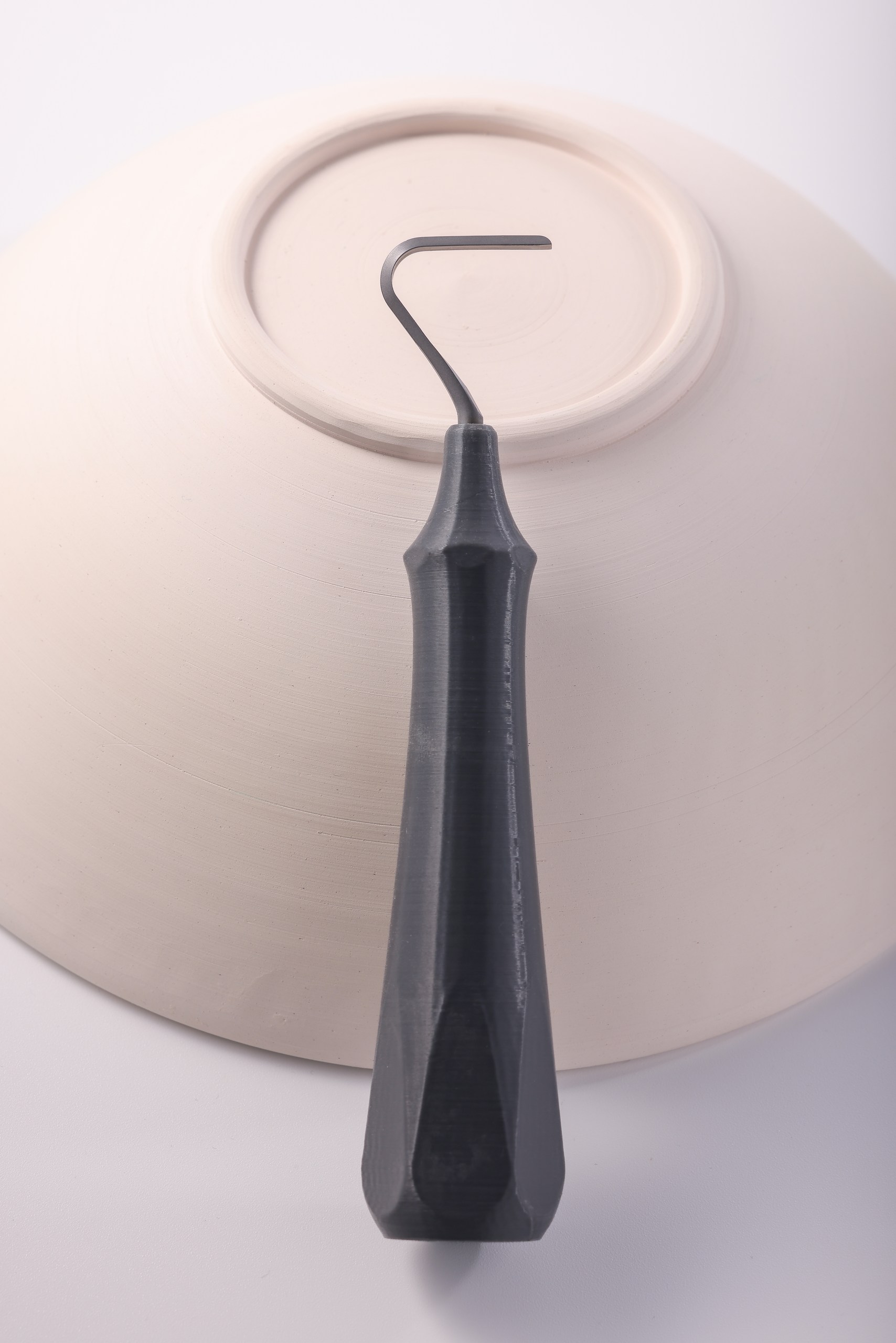 В процессе обточки